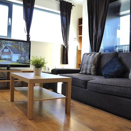 Beautiful 4-Bedroom Flat In London Bridge/Borough! Bagian luar foto