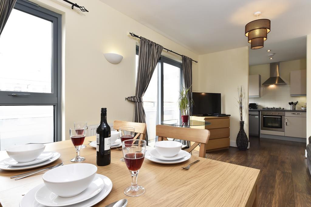 Beautiful 4-Bedroom Flat In London Bridge/Borough! Bagian luar foto
