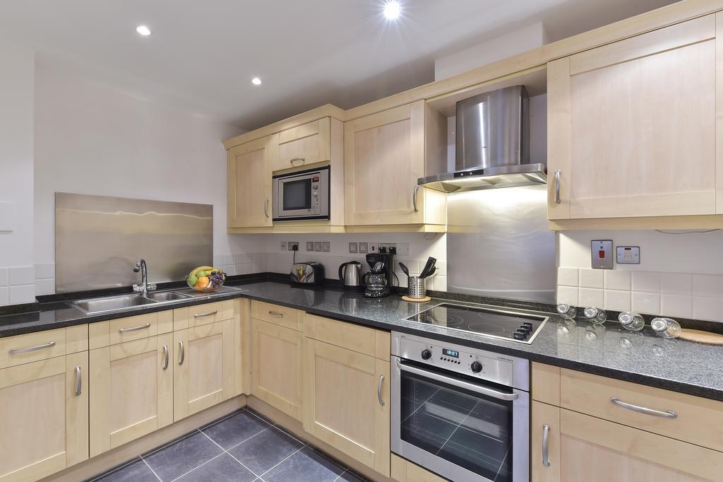Beautiful 4-Bedroom Flat In London Bridge/Borough! Bagian luar foto