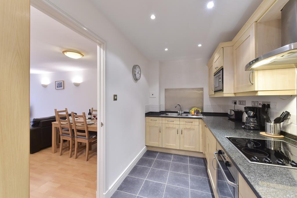 Beautiful 4-Bedroom Flat In London Bridge/Borough! Bagian luar foto