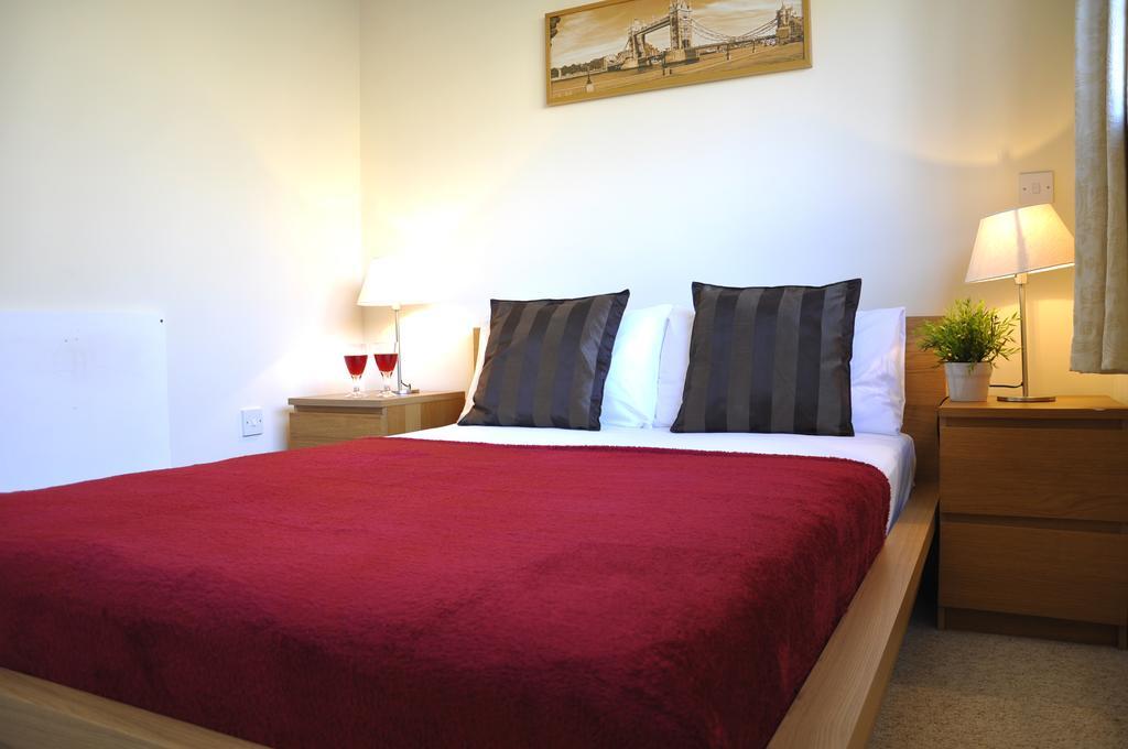 Beautiful 4-Bedroom Flat In London Bridge/Borough! Bagian luar foto