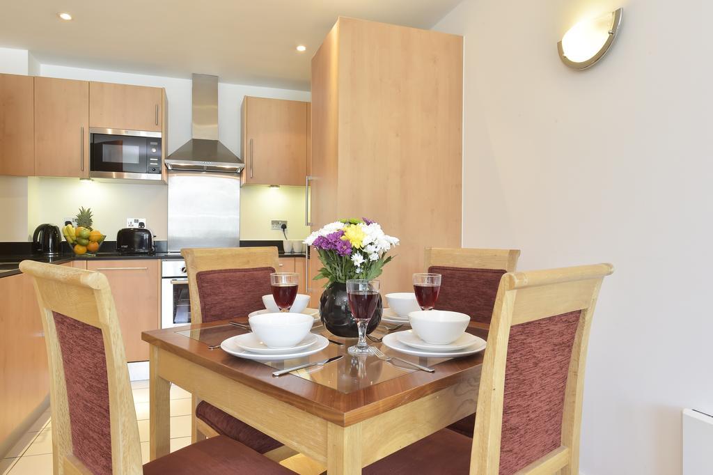 Beautiful 4-Bedroom Flat In London Bridge/Borough! Bagian luar foto
