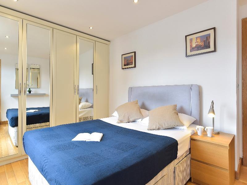 Beautiful 4-Bedroom Flat In London Bridge/Borough! Bagian luar foto