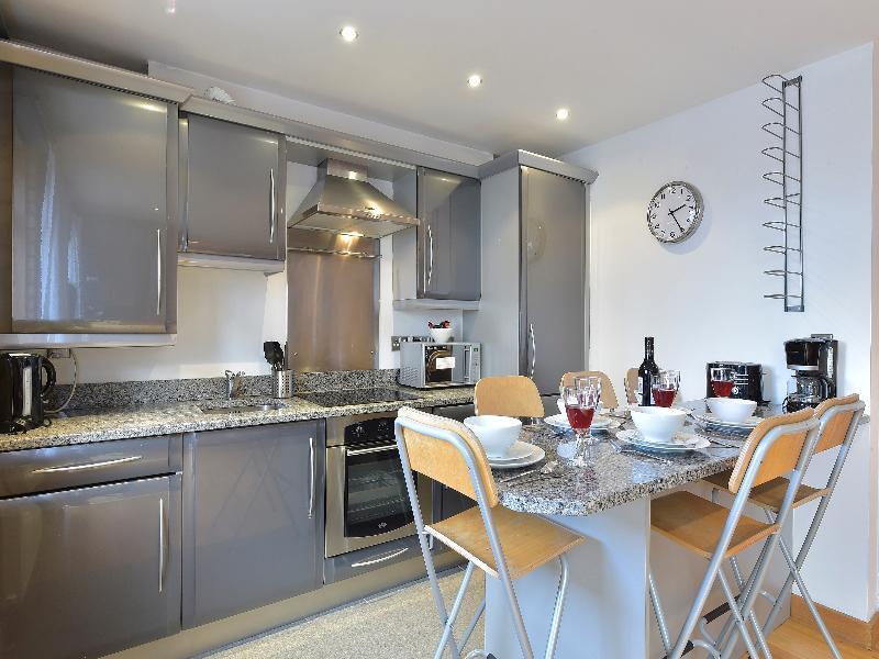 Beautiful 4-Bedroom Flat In London Bridge/Borough! Bagian luar foto