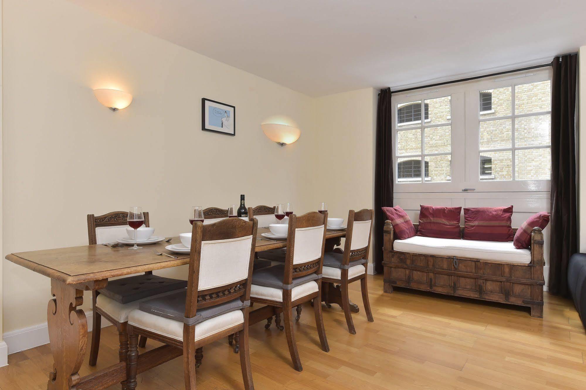 Beautiful 4-Bedroom Flat In London Bridge/Borough! Bagian luar foto