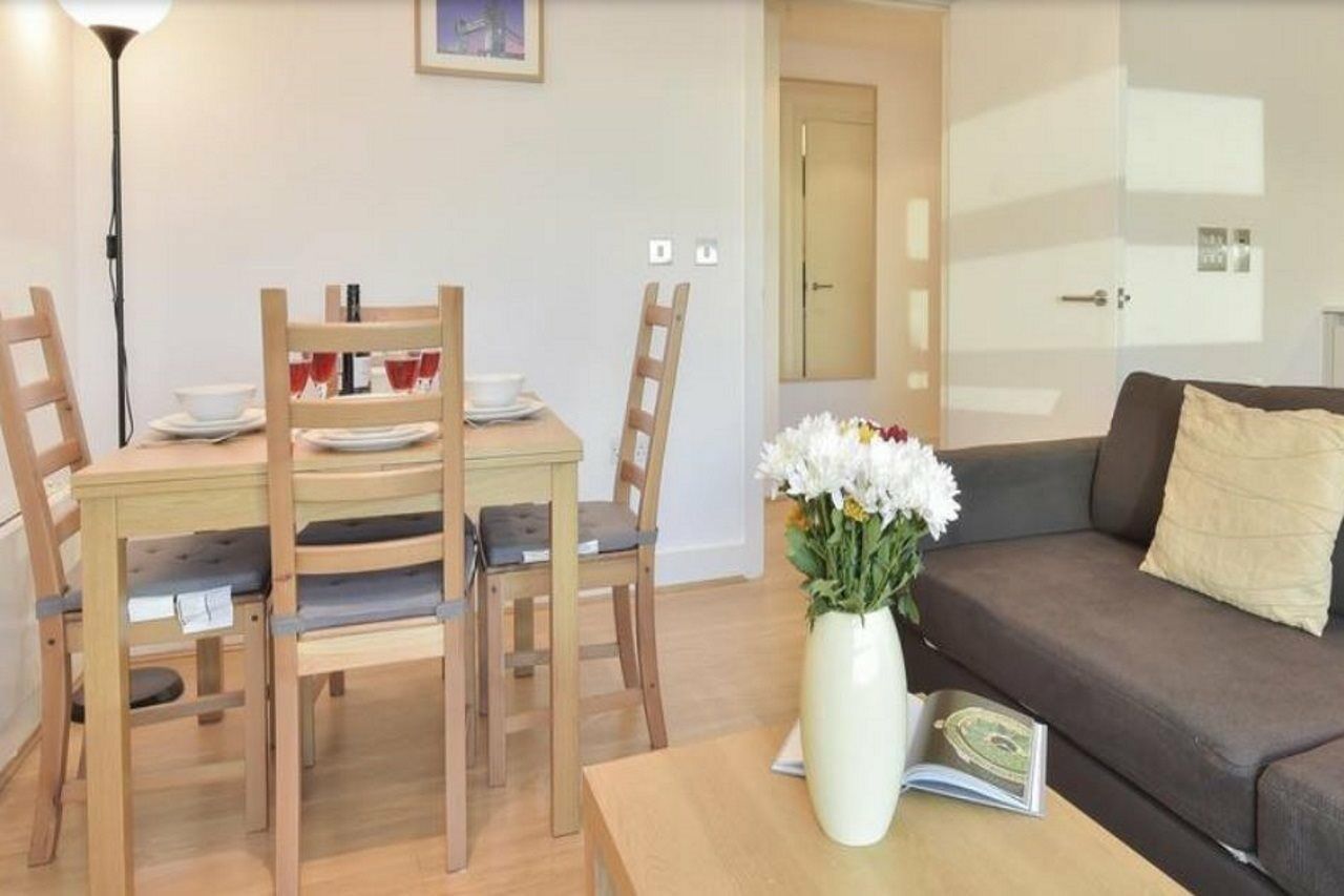 Beautiful 4-Bedroom Flat In London Bridge/Borough! Bagian luar foto